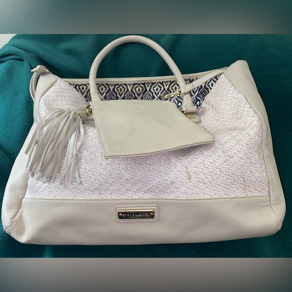 Steve Madden Vintage Beige Woven Large Purse W/ Clutch